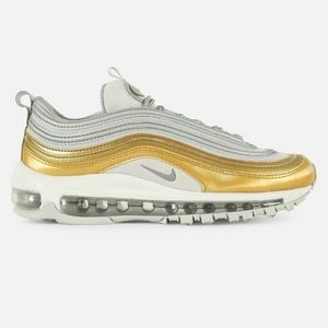 Nike Air Max 97 SE sneakers US women’s 6.5 used